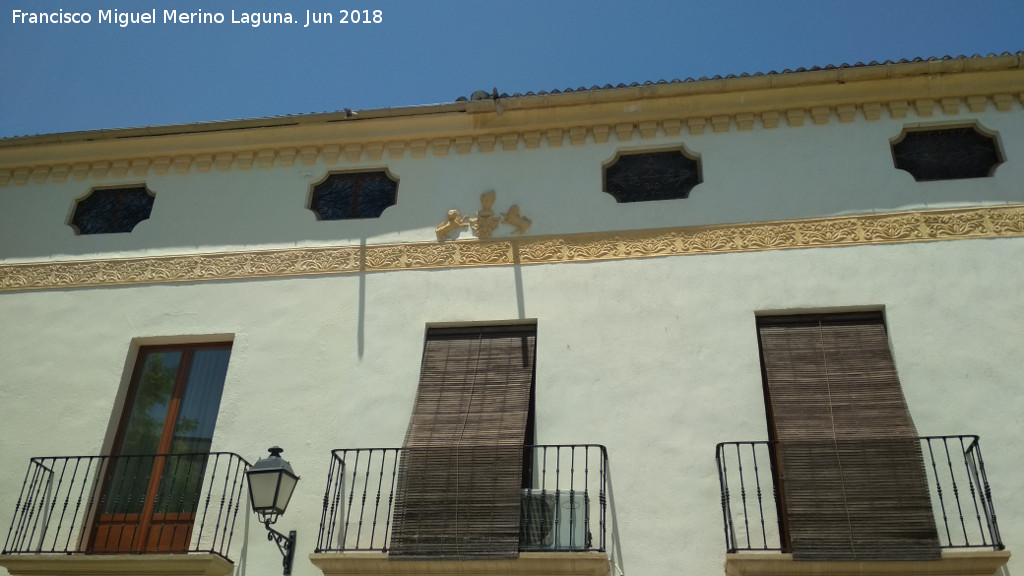 Casa de la Calle Maestra n 28 - Casa de la Calle Maestra n 28. Cenefa y alero