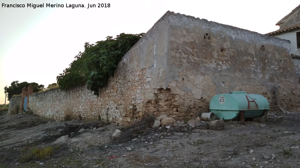 Cortijo Bajo de Torrealczar - Cortijo Bajo de Torrealczar. Corral lateral