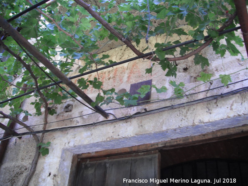 Molino del Peluca - Molino del Peluca. Vtor y antigua placa de seguro