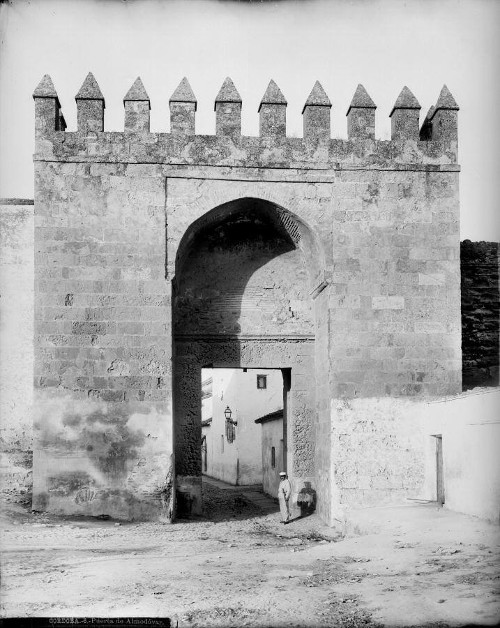 Puerta de Almodvar - Puerta de Almodvar. Foto antigua