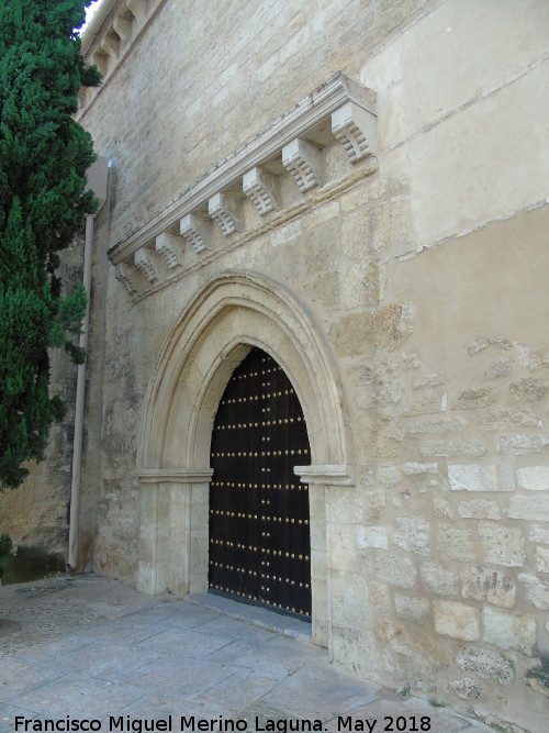 Iglesia de San Lorenzo - Iglesia de San Lorenzo. Portada sur