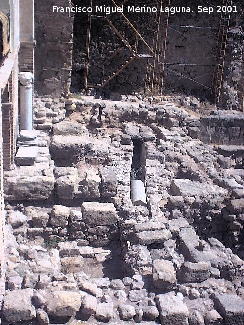 Alczar de los Reyes Catlicos - Alczar de los Reyes Catlicos. Excavaciones arqueolgicas del Patio de las Mujeres