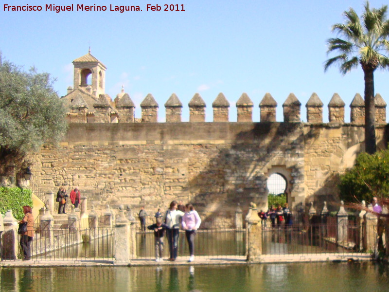 Alczar de los Reyes Catlicos - Alczar de los Reyes Catlicos. Murallas