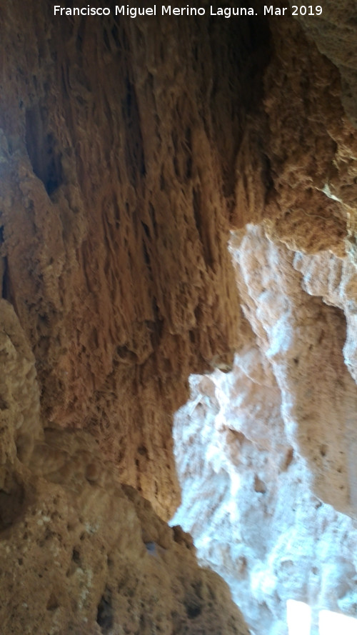 Parque Natural del Monasterio de Piedra. Gruta Iris - Parque Natural del Monasterio de Piedra. Gruta Iris. Formaciones rocosas