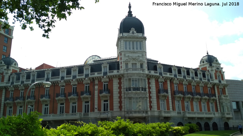 Edificio de la Real Compaa Asturiana de Minas - Edificio de la Real Compaa Asturiana de Minas. 