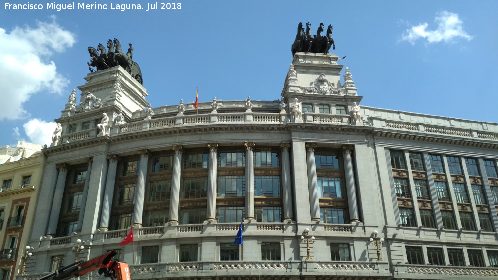 Edificio de las Cuadrigas - Edificio de las Cuadrigas. 