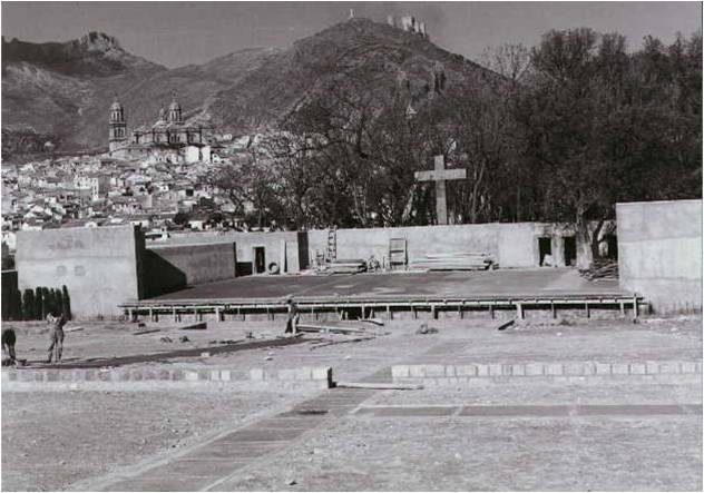 Convento de Capuchinos - Convento de Capuchinos. Foto antigua. Construyndose el Auditorio