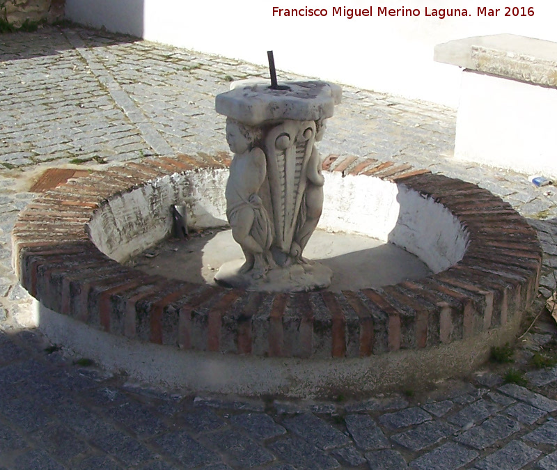 Fuente de la Calle Llanete - Fuente de la Calle Llanete. Arreglndola