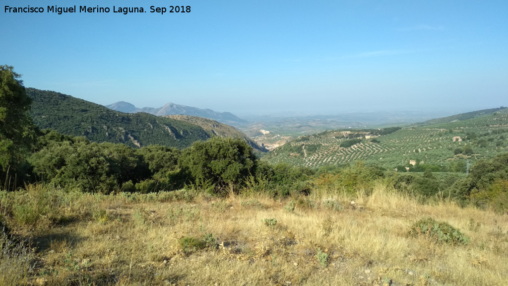 Castillo de la Yedra - Castillo de la Yedra. Vistas hacia Fuensanta de Martos