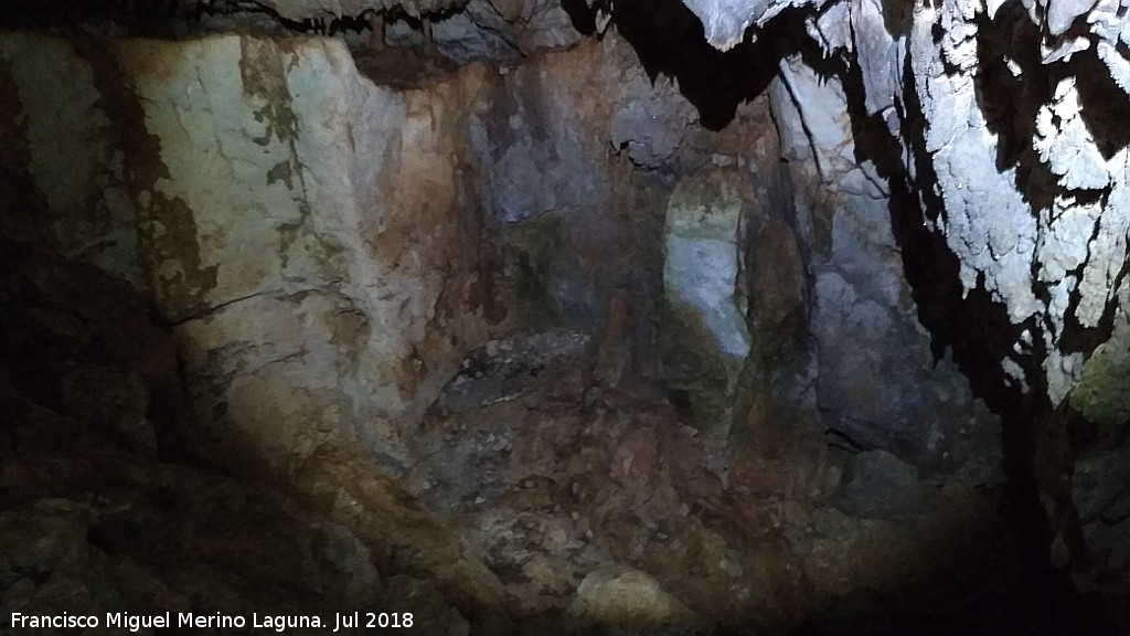 Cueva neoltica de los Corzos - Cueva neoltica de los Corzos. 