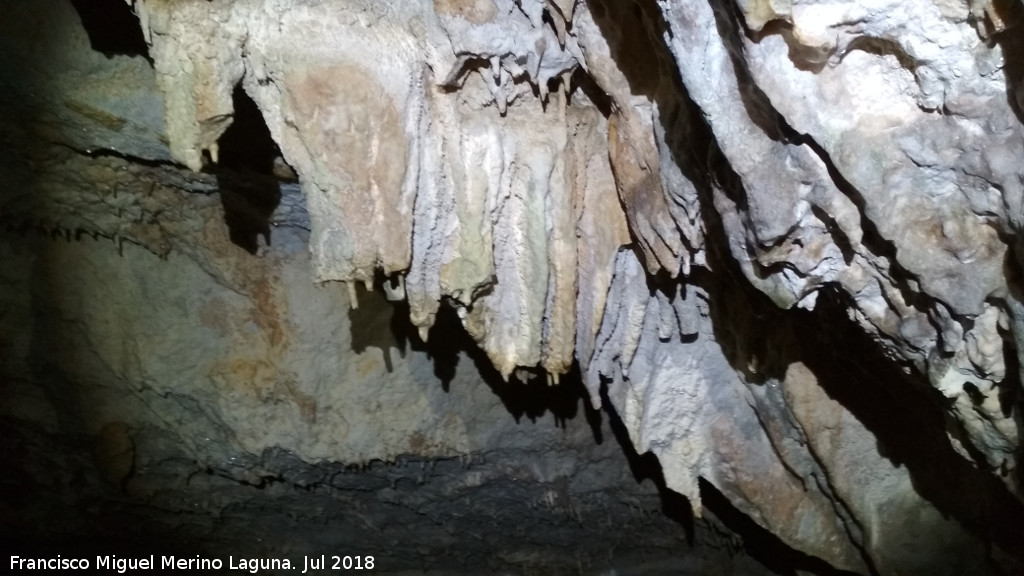 Cueva neoltica de los Corzos - Cueva neoltica de los Corzos. 
