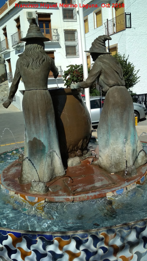 Fuente de las Brujas - Fuente de las Brujas. Parte trasera