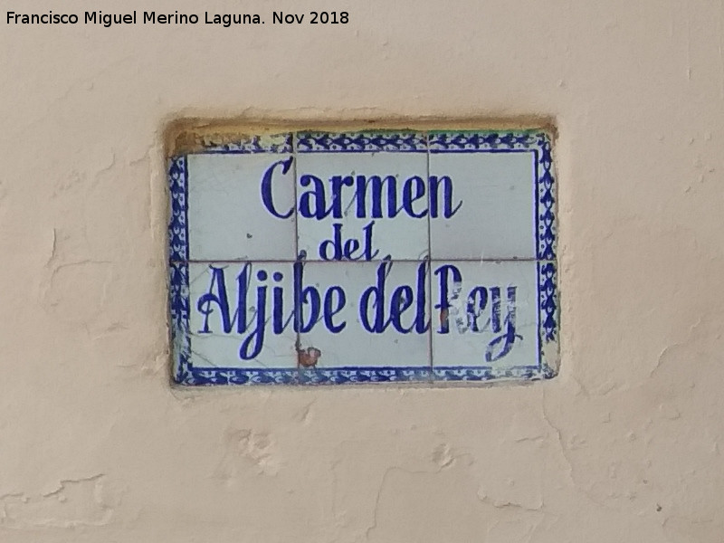 Carmen del Aljibe del Rey - Carmen del Aljibe del Rey. Placa