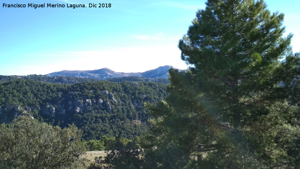 Refugio de Guadahornillos - Refugio de Guadahornillos. Vistas hacia Guadahornillos