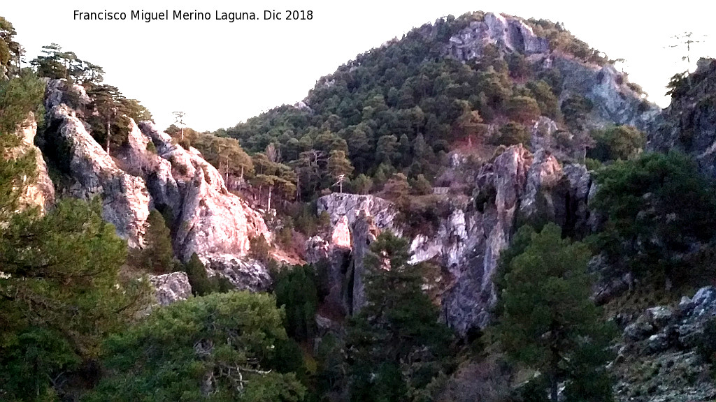 Estrecho de los Perales - Estrecho de los Perales. 