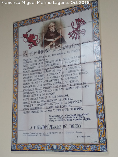 Monasterio de San Jernimo. Claustro Principal - Monasterio de San Jernimo. Claustro Principal. A Fray Fernando de Talavera