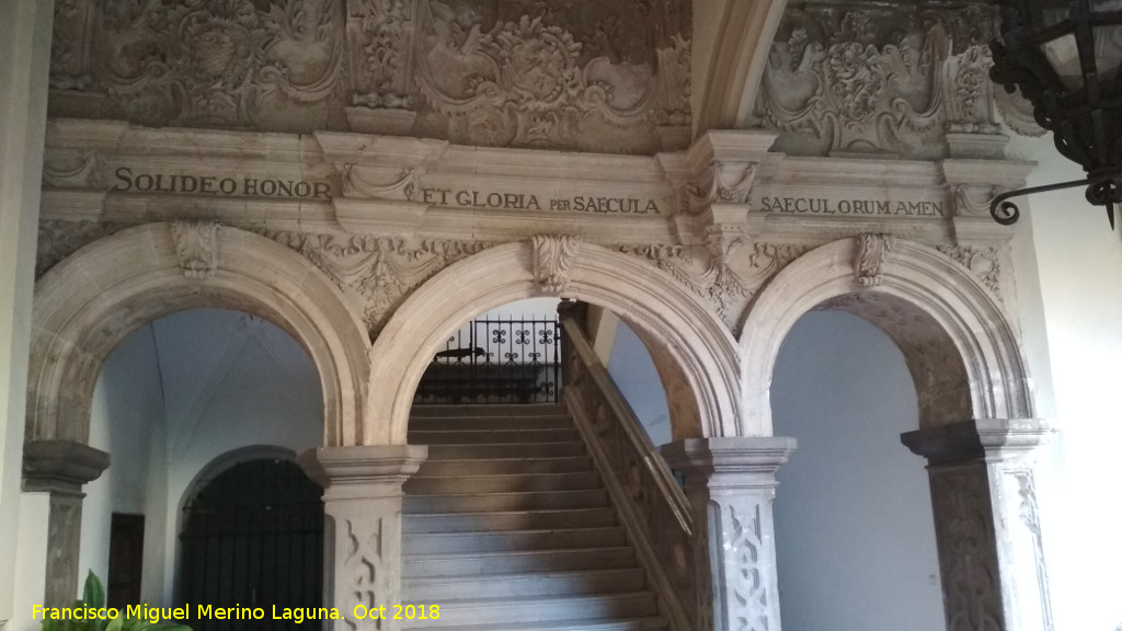 Monasterio de San Jernimo. Escaleras - Monasterio de San Jernimo. Escaleras. 