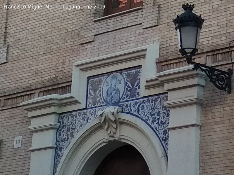 Edificio de la Residencia Universitaria Perpetuo Socorro - Edificio de la Residencia Universitaria Perpetuo Socorro. Azulejos