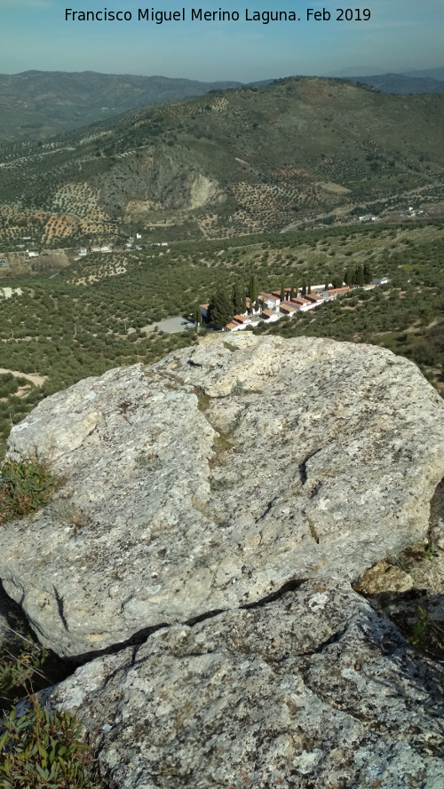 Cementerio de Castillo de Locubn - Cementerio de Castillo de Locubn. Desde la Mesa Redonda