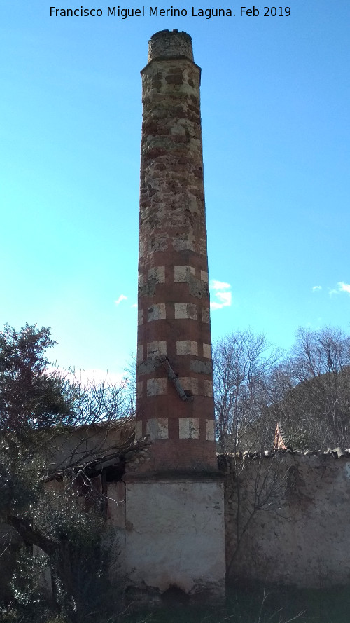 Antigua Almazara de Caada Morales - Antigua Almazara de Caada Morales. Chimenea