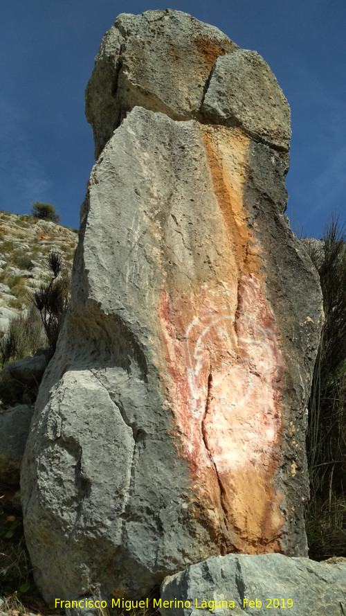 Grabado del Menhir de los Morteros - Grabado del Menhir de los Morteros. 