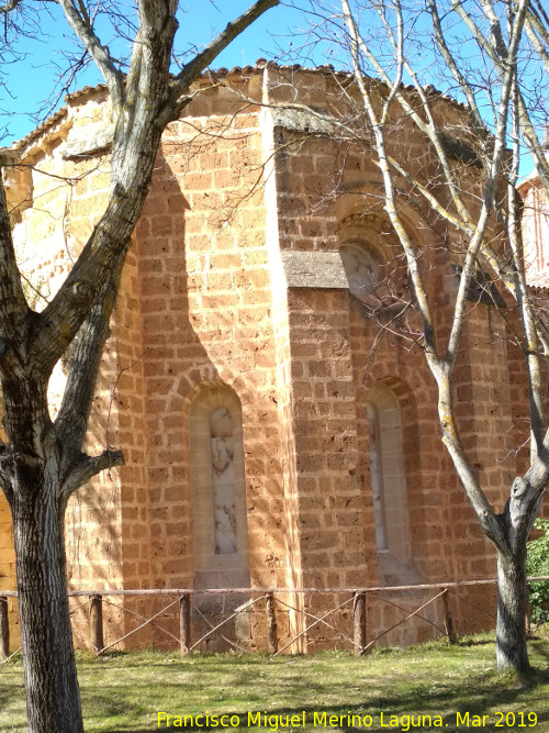 Monasterio de Piedra. Iglesia - Monasterio de Piedra. Iglesia. bside lateral