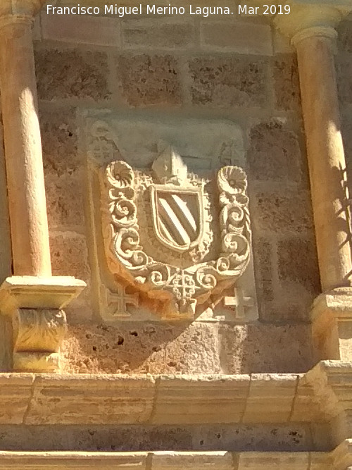 Monasterio de Piedra. Palacio Abacial - Monasterio de Piedra. Palacio Abacial. Escudo derecho