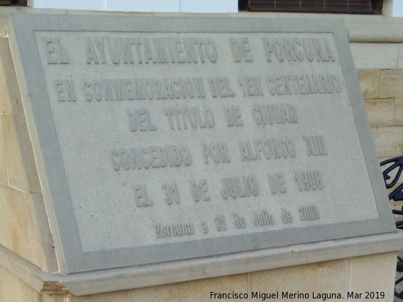 Monumento al Ttulo de Ciudad - Monumento al Ttulo de Ciudad. Placa