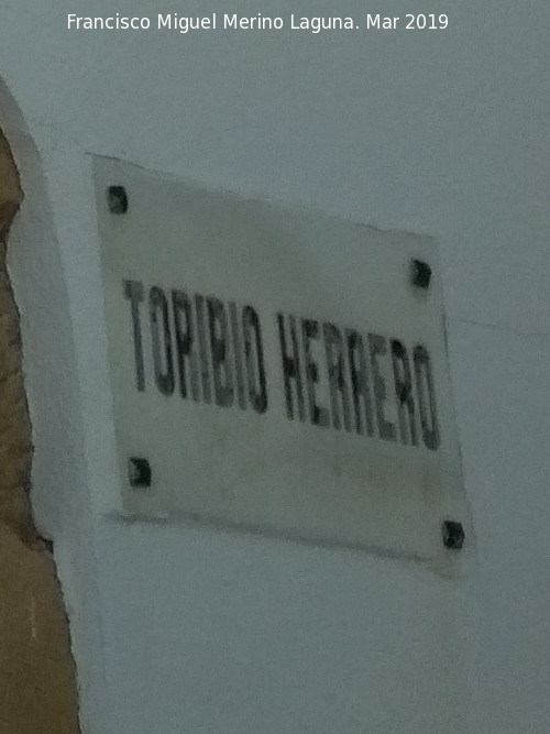 Calle Toribio Herrero - Calle Toribio Herrero. Placa