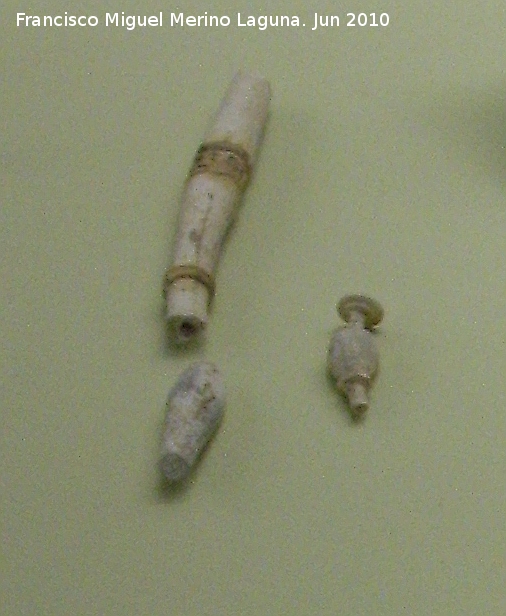 Castellones de Ceal - Castellones de Ceal. Fragmentos de marfil. Museo Provincial