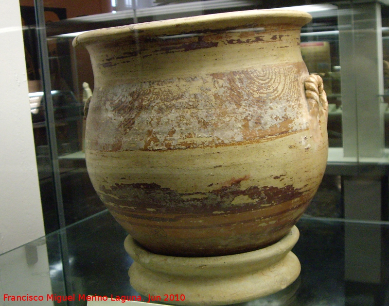 Castellones de Ceal - Castellones de Ceal. Urna cineraria siglos IV-III a.C. Museo Provincial