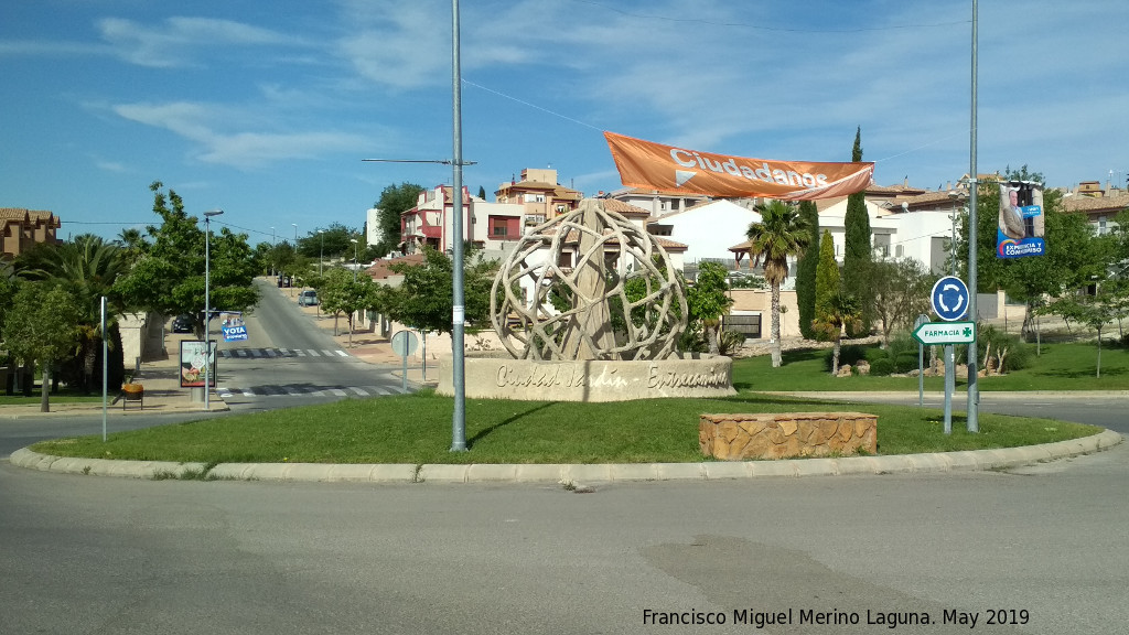 Rotonda de Ciudad Jardn - Entrecaminos - Rotonda de Ciudad Jardn - Entrecaminos. 