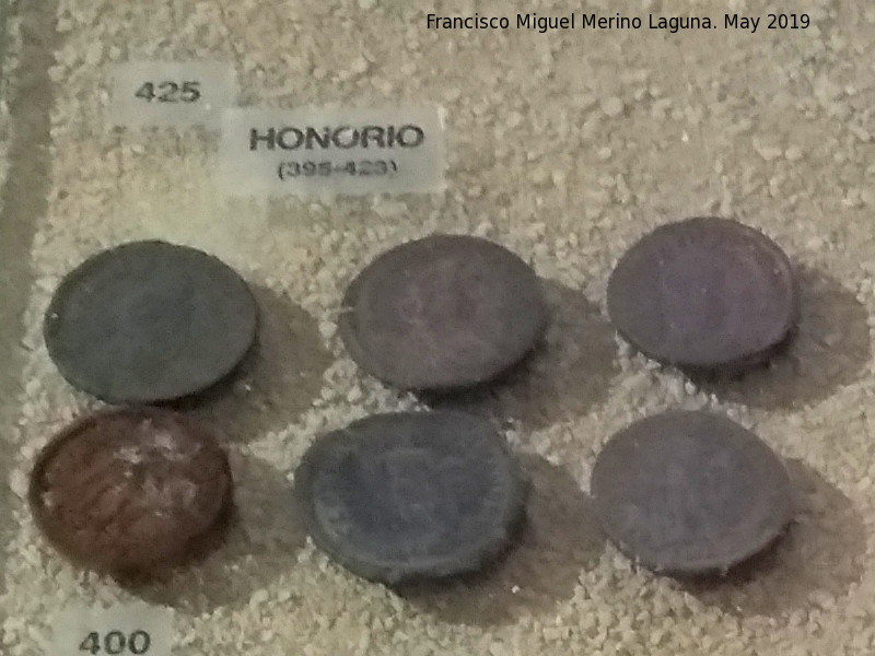 Honorio - Honorio. Ases de Honorio (395-423) Cstulo. Museo Arqueolgico de Linares