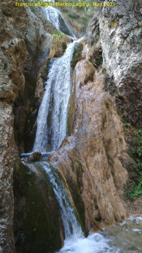 Cascada Primera de la Hueta - Cascada Primera de la Hueta. 