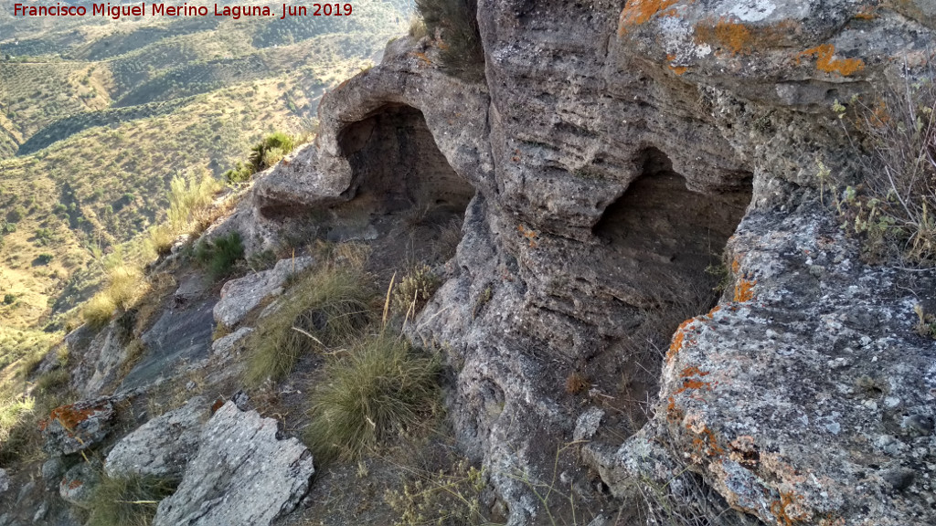 Las Mesas de Villaverde - Las Mesas de Villaverde. Abrigos de la ladera sur