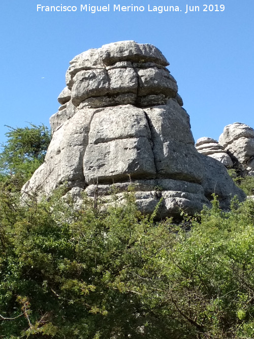 Torcal de Antequera. El Gigante - Torcal de Antequera. El Gigante. 