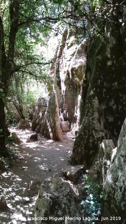 Torcal de Antequera. El Burladero - Torcal de Antequera. El Burladero. 