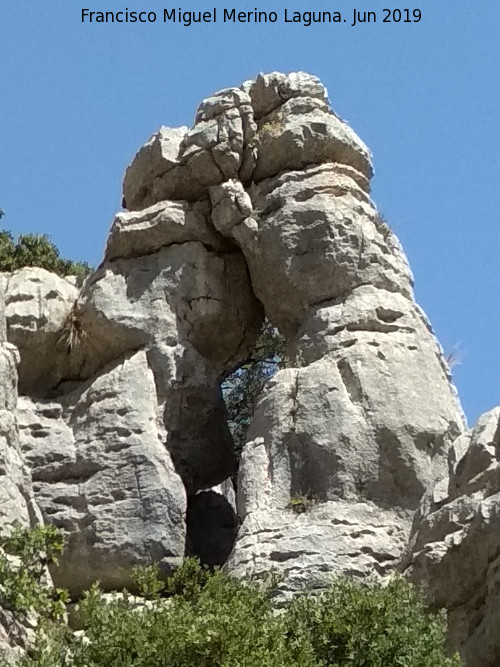 Torcal de Antequera. El Arco de la Rucha - Torcal de Antequera. El Arco de la Rucha. 