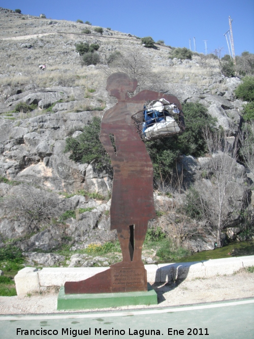 Va Verde de Jabalcuz - Va Verde de Jabalcuz. Monumento a la lavandera