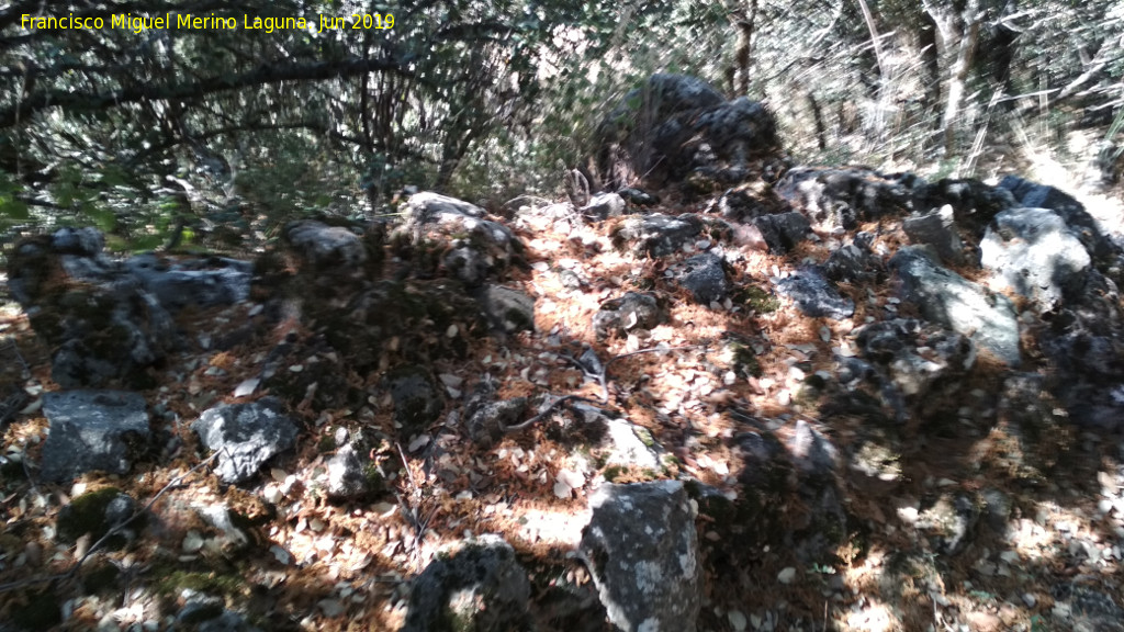 Yacimiento Cabeza del Moro - Yacimiento Cabeza del Moro. Muralla