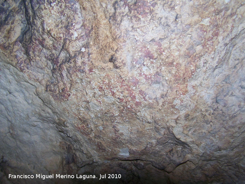 Pinturas rupestres de la Cueva Secreta Grupo III - Pinturas rupestres de la Cueva Secreta Grupo III. Restos de pintura inferiores
