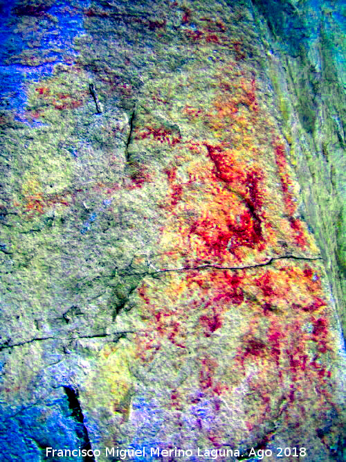 Pinturas rupestres de la Raspa de Piedra Redonda I - Pinturas rupestres de la Raspa de Piedra Redonda I. Tratada con Dstretch
