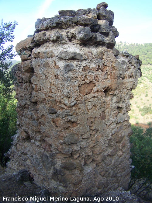 Muralla de la aldea medieval de La Espinareda - Muralla de la aldea medieval de La Espinareda. Resto de un torren esquinero