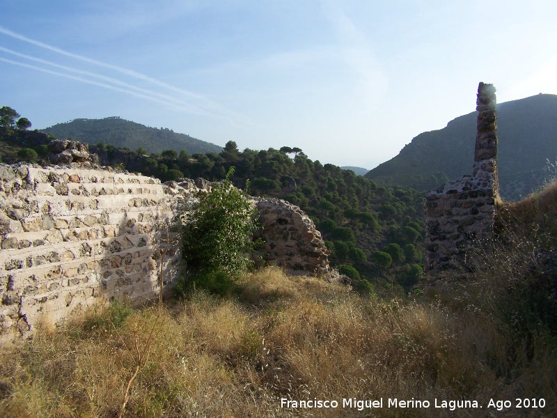 Muralla de la aldea medieval de La Espinareda - Muralla de la aldea medieval de La Espinareda. 