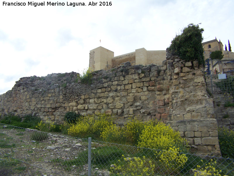 La Mota. Muralla del Arrabal Viejo - La Mota. Muralla del Arrabal Viejo. Lienzo y Torren IV