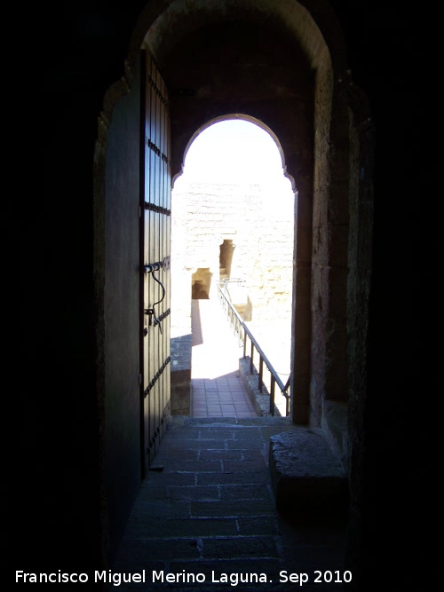 La Mota. Torre del Homenaje - La Mota. Torre del Homenaje. Puerta de entrada