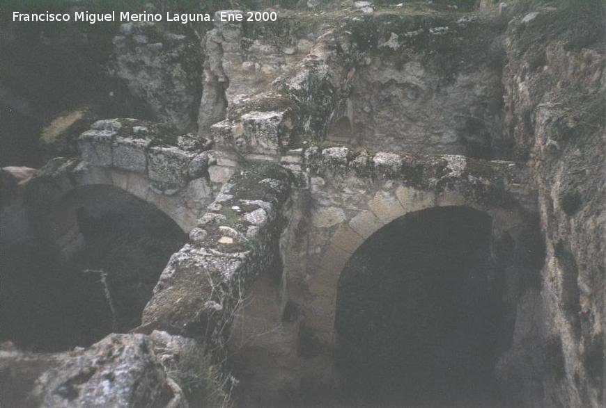 La Mota. Barrio Noble - La Mota. Barrio Noble. Arcos de bodega