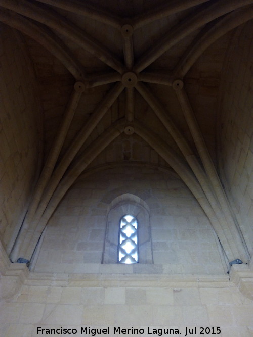 La Mota. Capilla del Den - La Mota. Capilla del Den. Ventana y cpula nervada