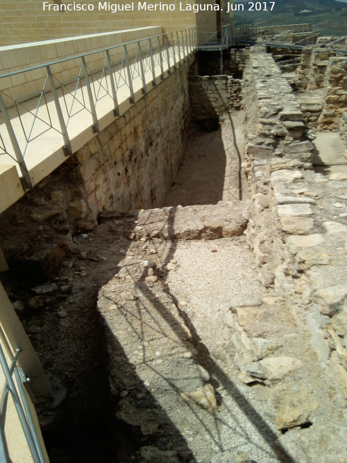 La Mota. Palacio fortificado de los Said - La Mota. Palacio fortificado de los Said. Muro trasero