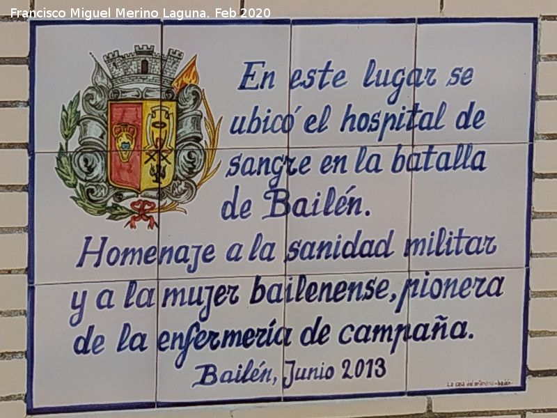 Monumento a la Sanidad Militar - Monumento a la Sanidad Militar. Placa